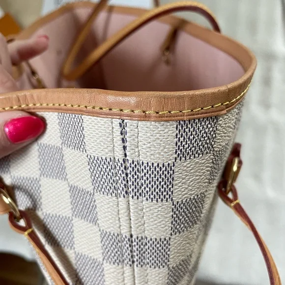 ❤️SOLD❤️ Louis Vuitton Neverfull MM in Damier Azur - Picture 7 of 10